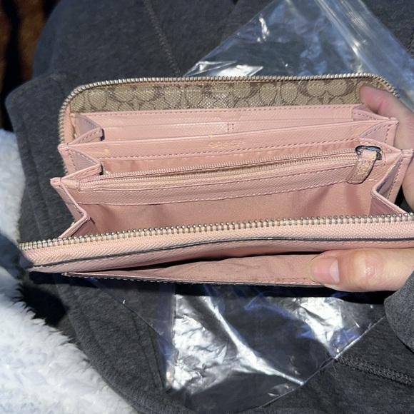 Coach pink long wallet with silver hardware signature monogram brown lined ๐ - Picture 7 of 12